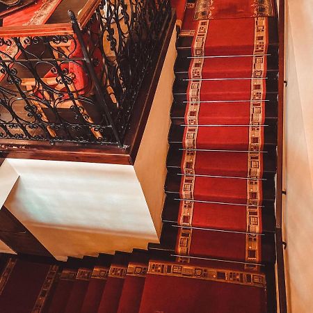 Vila Royal Hotel Sighetu Marmaţiei Esterno foto